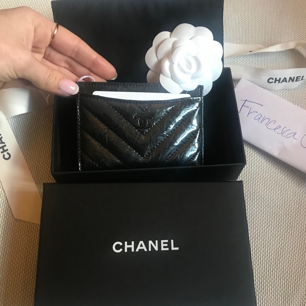 BNIB Chanel So Black Chevron Card Holder